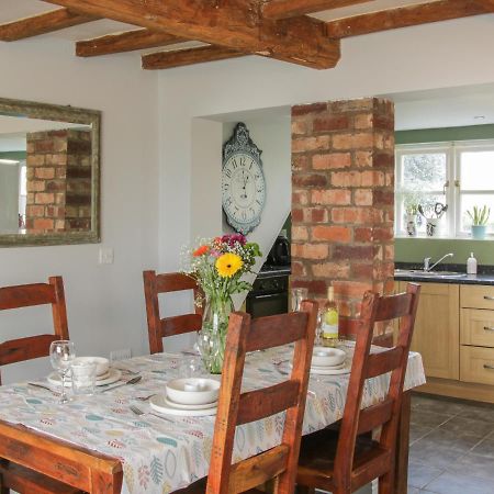 1 Royal Oak Cottages Shrewsbury Exteriör bild