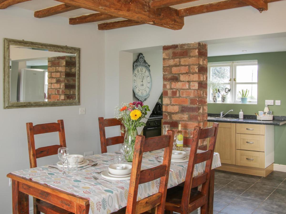 1 Royal Oak Cottages Shrewsbury Exteriör bild